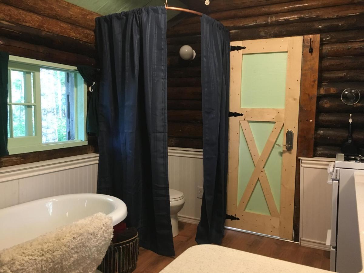 Trapper John'S Cabin & Cottages ทัลคีทนา ภายนอก รูปภาพ